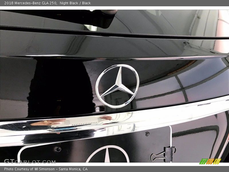 Night Black / Black 2018 Mercedes-Benz GLA 250