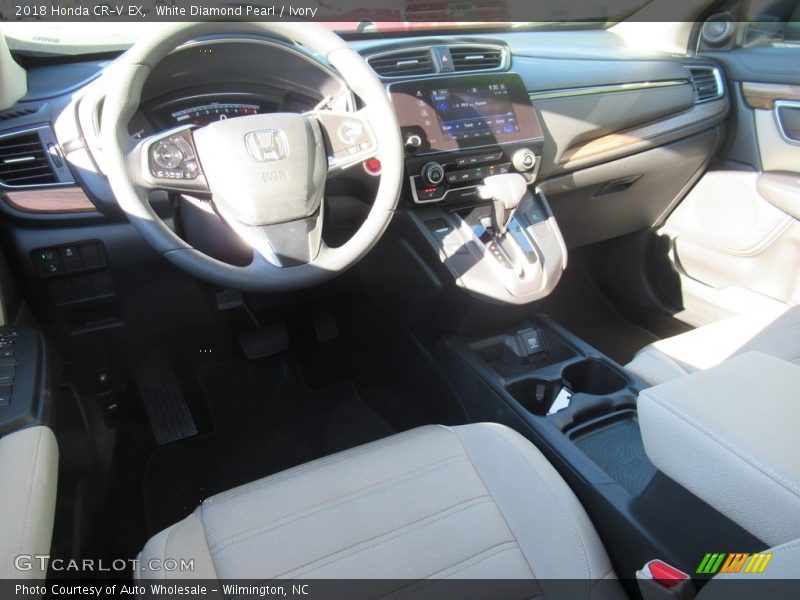 White Diamond Pearl / Ivory 2018 Honda CR-V EX