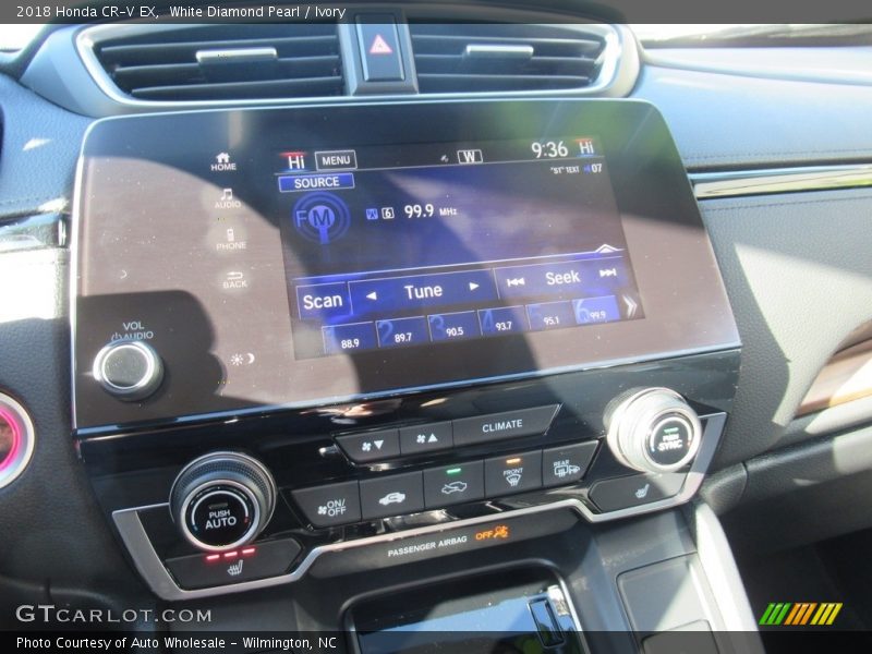 White Diamond Pearl / Ivory 2018 Honda CR-V EX
