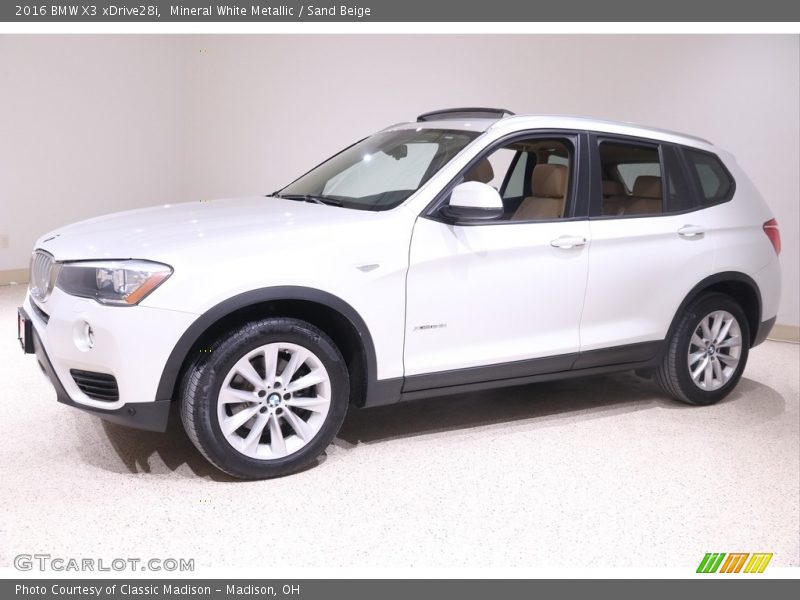 Mineral White Metallic / Sand Beige 2016 BMW X3 xDrive28i