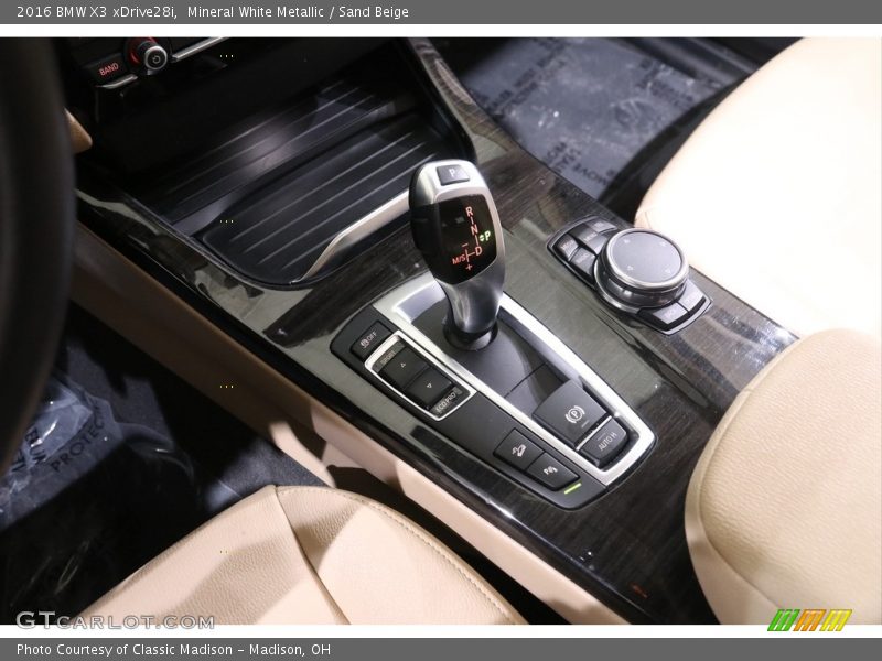 Mineral White Metallic / Sand Beige 2016 BMW X3 xDrive28i