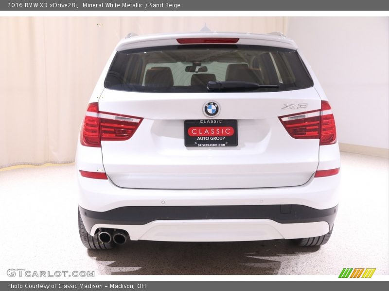 Mineral White Metallic / Sand Beige 2016 BMW X3 xDrive28i