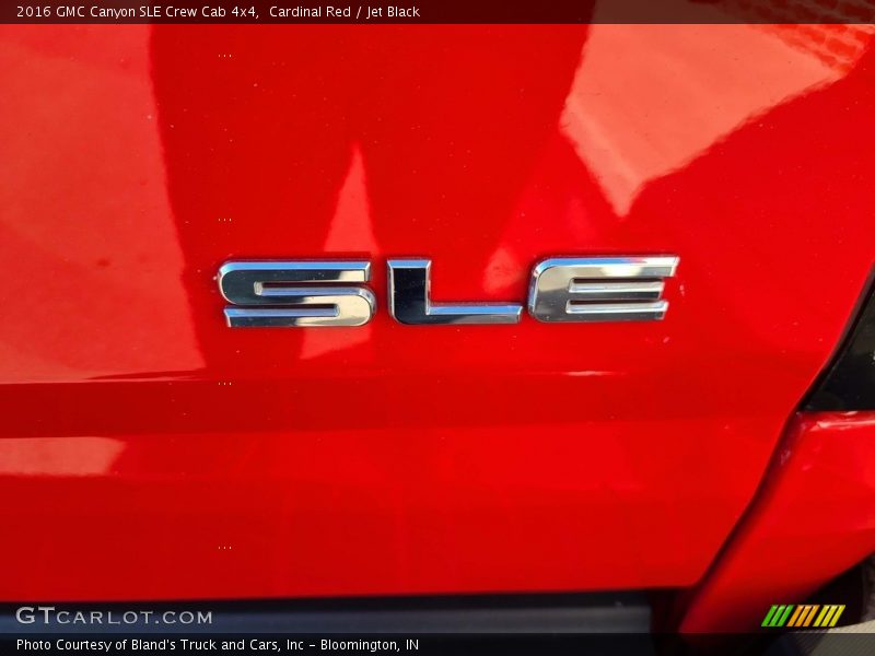 Cardinal Red / Jet Black 2016 GMC Canyon SLE Crew Cab 4x4