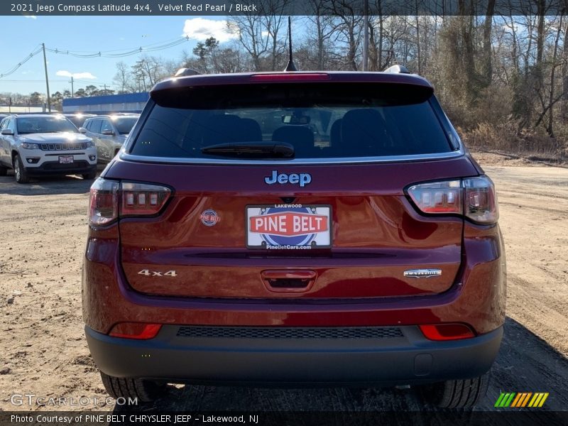 Velvet Red Pearl / Black 2021 Jeep Compass Latitude 4x4