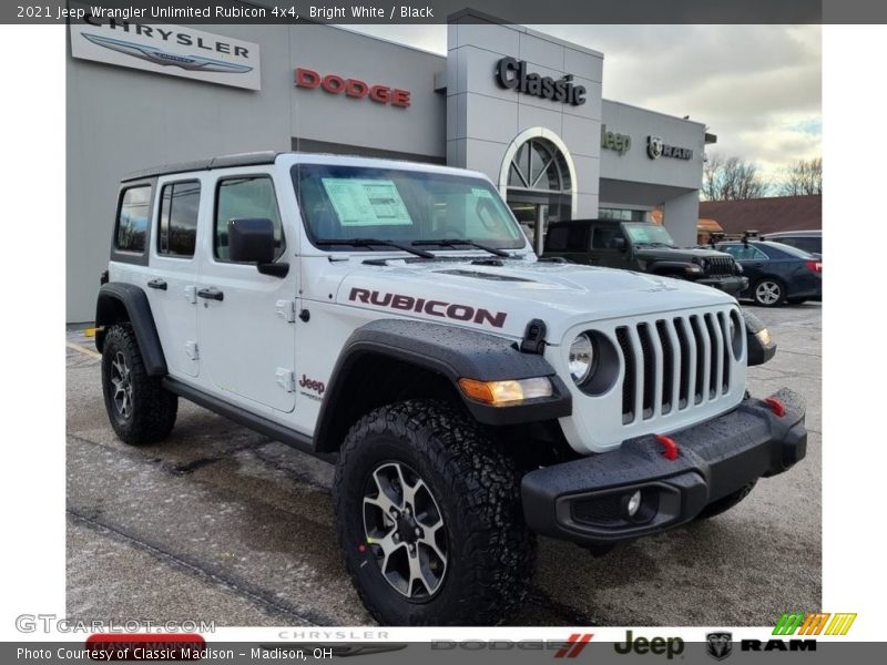 Bright White / Black 2021 Jeep Wrangler Unlimited Rubicon 4x4