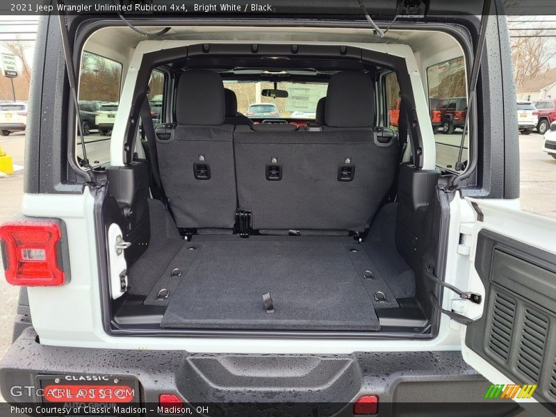 Bright White / Black 2021 Jeep Wrangler Unlimited Rubicon 4x4