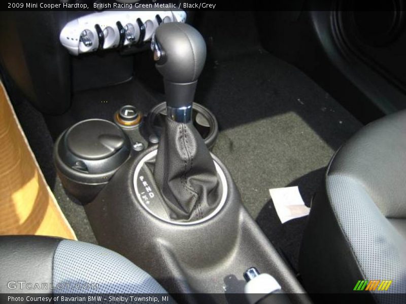 British Racing Green Metallic / Black/Grey 2009 Mini Cooper Hardtop