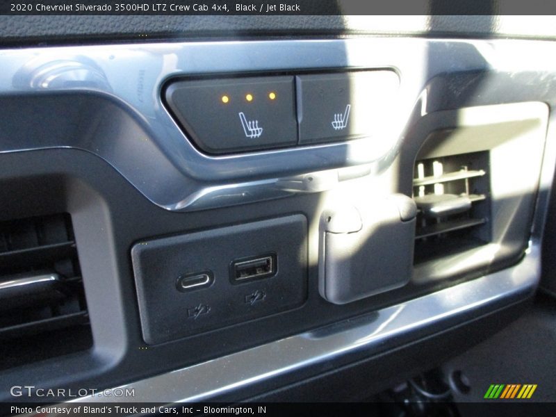 Black / Jet Black 2020 Chevrolet Silverado 3500HD LTZ Crew Cab 4x4