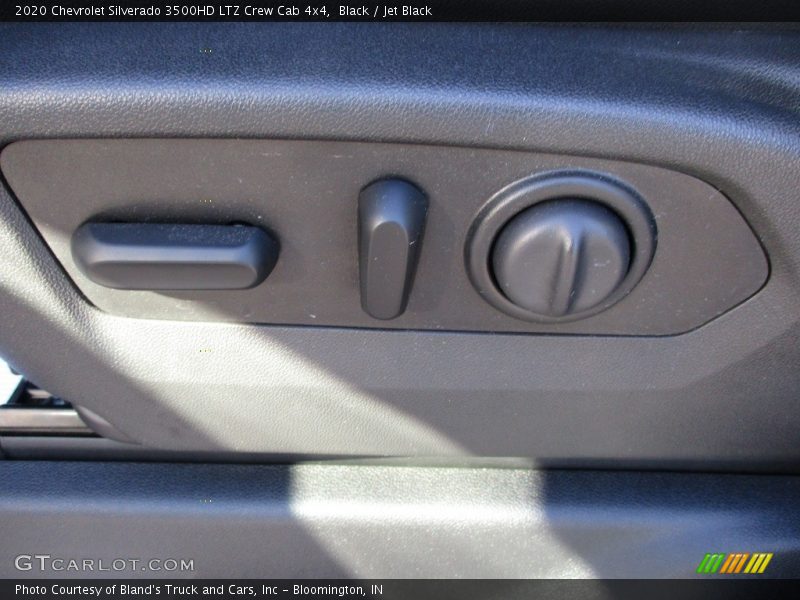 Black / Jet Black 2020 Chevrolet Silverado 3500HD LTZ Crew Cab 4x4