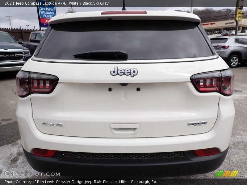 White / Black/Ski Gray 2021 Jeep Compass Latitude 4x4