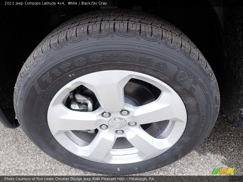 White / Black/Ski Gray 2021 Jeep Compass Latitude 4x4