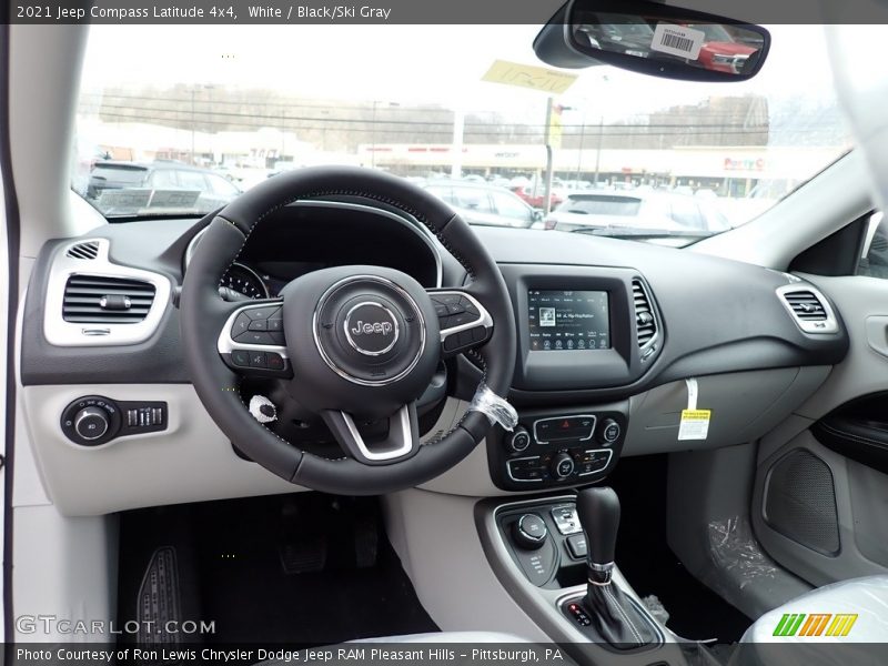 White / Black/Ski Gray 2021 Jeep Compass Latitude 4x4