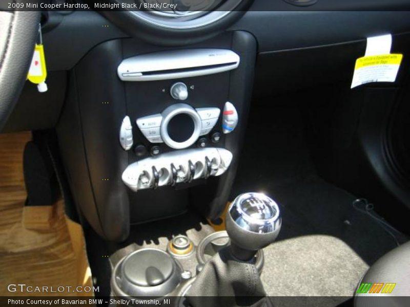 Midnight Black / Black/Grey 2009 Mini Cooper Hardtop