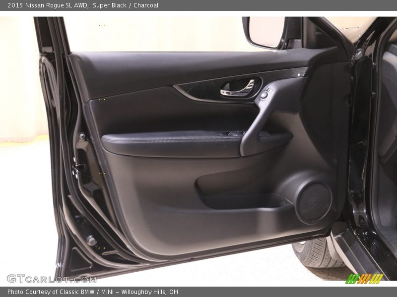 Super Black / Charcoal 2015 Nissan Rogue SL AWD