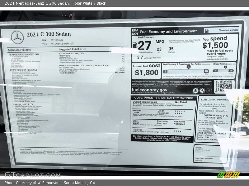 Polar White / Black 2021 Mercedes-Benz C 300 Sedan