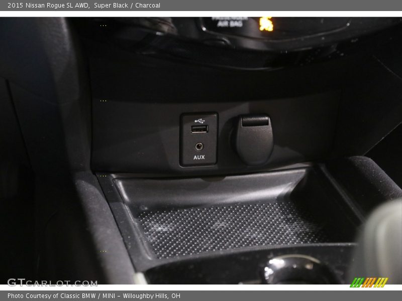 Super Black / Charcoal 2015 Nissan Rogue SL AWD