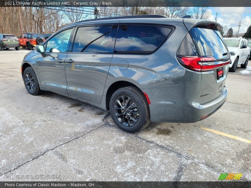 Ceramic Gray / Black 2021 Chrysler Pacifica Limited AWD
