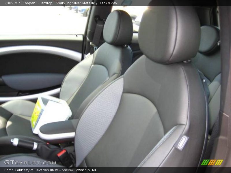 Sparkling Silver Metallic / Black/Grey 2009 Mini Cooper S Hardtop