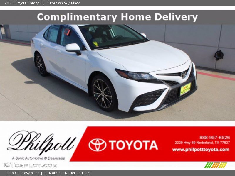 Super White / Black 2021 Toyota Camry SE