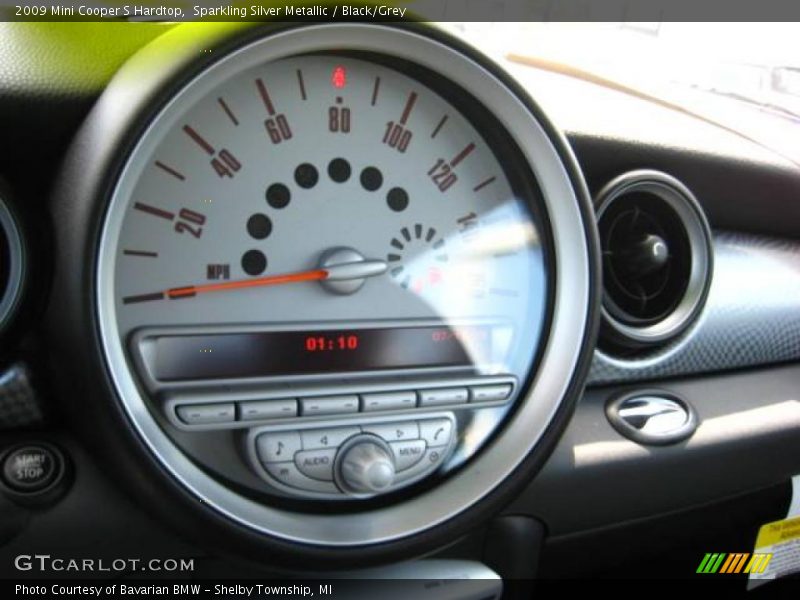 Sparkling Silver Metallic / Black/Grey 2009 Mini Cooper S Hardtop