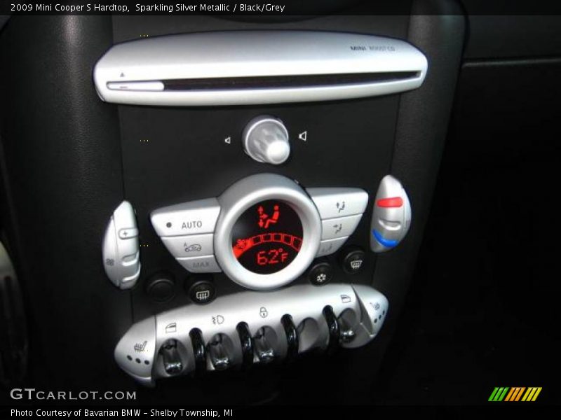 Sparkling Silver Metallic / Black/Grey 2009 Mini Cooper S Hardtop