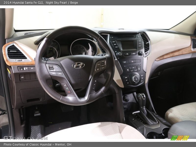 Dashboard of 2014 Santa Fe GLS