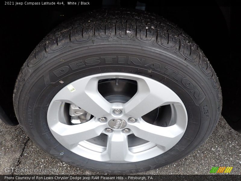 White / Black 2021 Jeep Compass Latitude 4x4