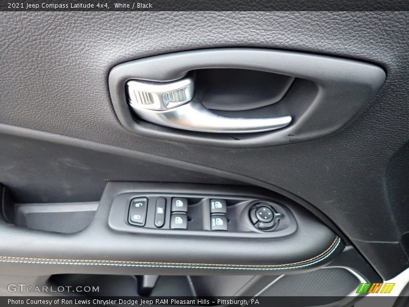 White / Black 2021 Jeep Compass Latitude 4x4