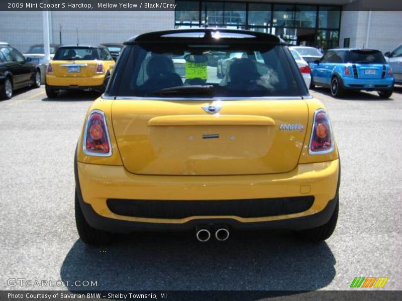 Mellow Yellow / Black/Grey 2009 Mini Cooper S Hardtop