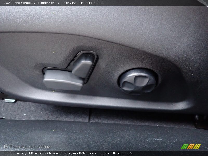Granite Crystal Metallic / Black 2021 Jeep Compass Latitude 4x4