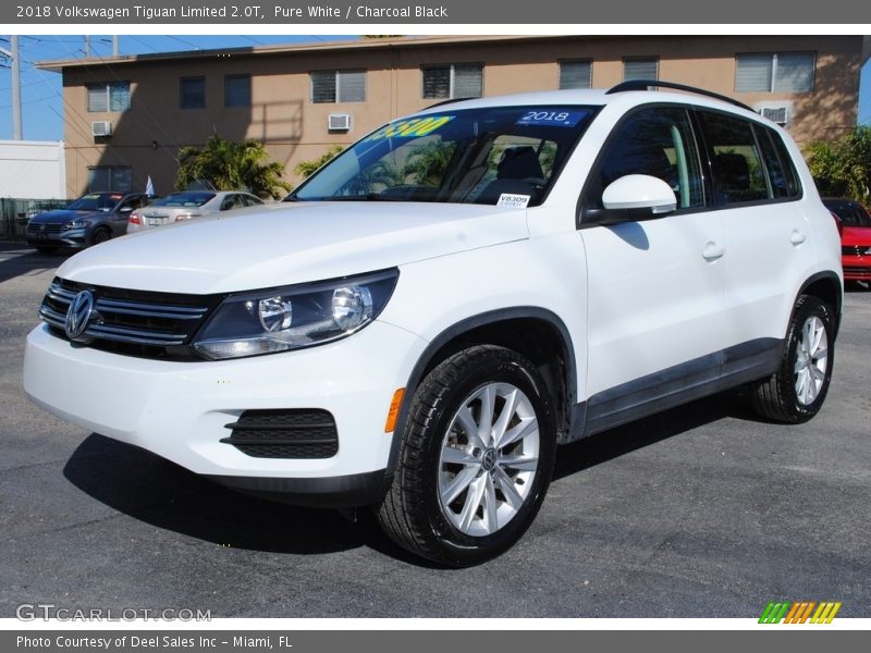 Front 3/4 View of 2018 Tiguan Limited 2.0T