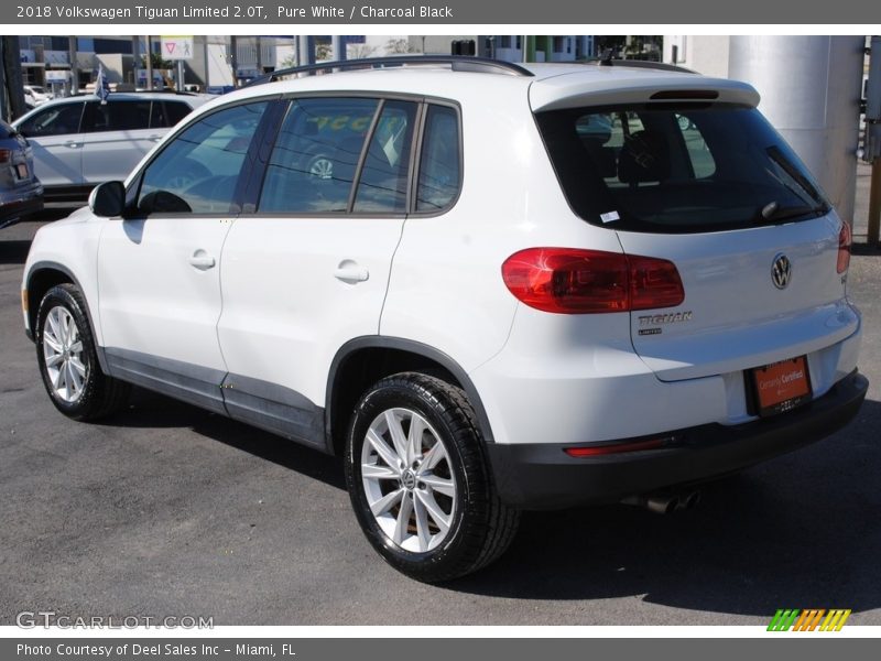 Pure White / Charcoal Black 2018 Volkswagen Tiguan Limited 2.0T