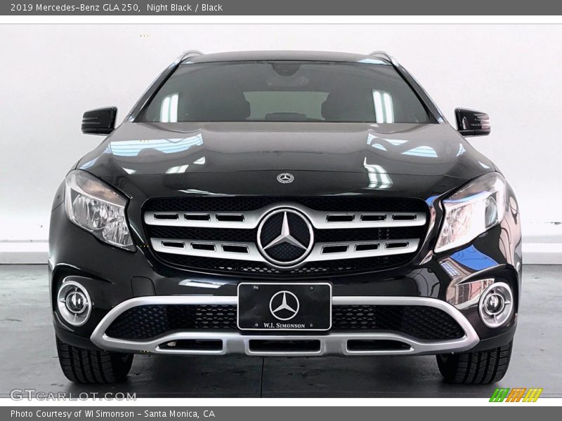 Night Black / Black 2019 Mercedes-Benz GLA 250