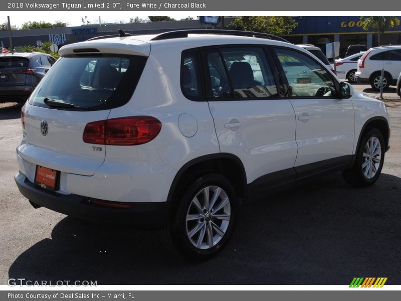 Pure White / Charcoal Black 2018 Volkswagen Tiguan Limited 2.0T