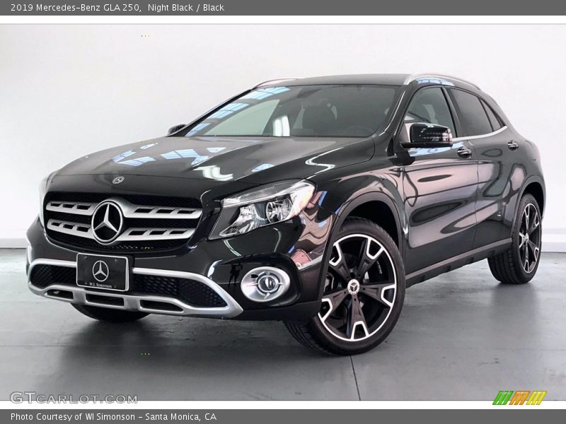 Night Black / Black 2019 Mercedes-Benz GLA 250