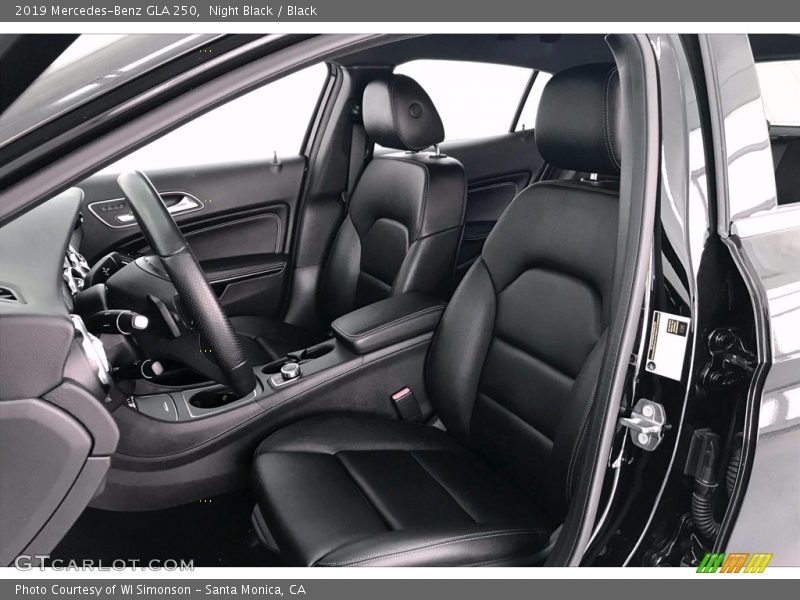 Night Black / Black 2019 Mercedes-Benz GLA 250