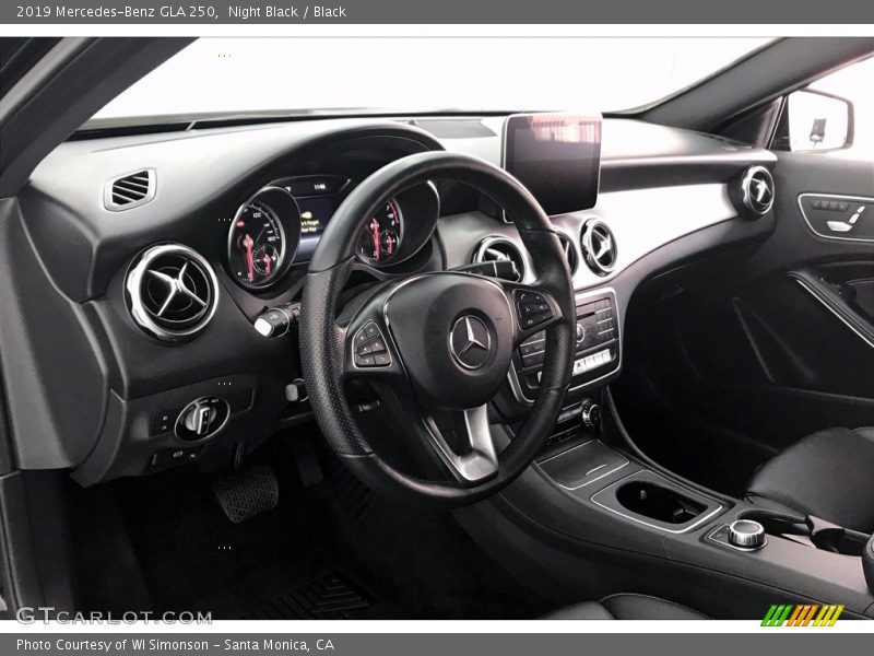 Night Black / Black 2019 Mercedes-Benz GLA 250