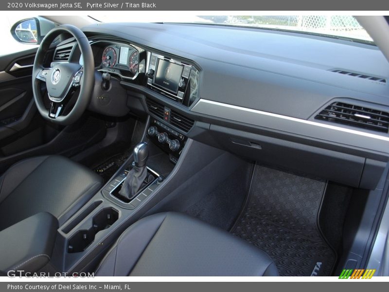 Pyrite Silver / Titan Black 2020 Volkswagen Jetta SE