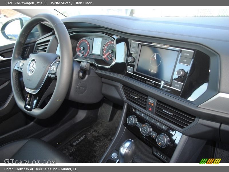 Pyrite Silver / Titan Black 2020 Volkswagen Jetta SE