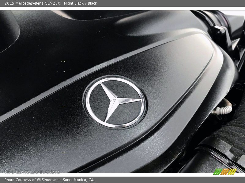 Night Black / Black 2019 Mercedes-Benz GLA 250
