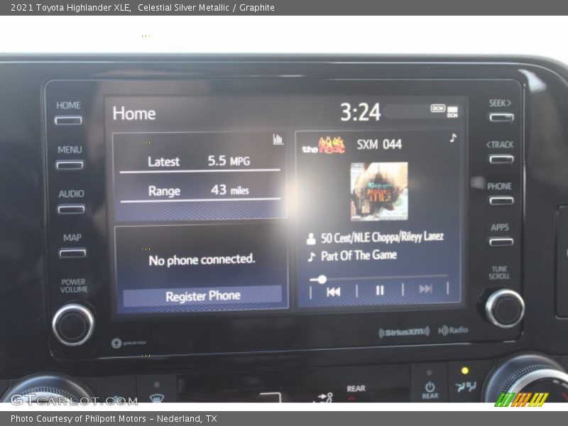 Celestial Silver Metallic / Graphite 2021 Toyota Highlander XLE