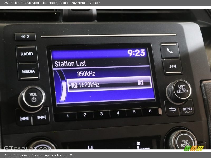 Sonic Gray Metallic / Black 2018 Honda Civic Sport Hatchback