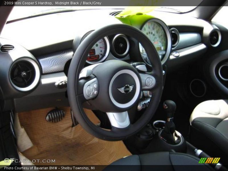 Midnight Black / Black/Grey 2009 Mini Cooper S Hardtop