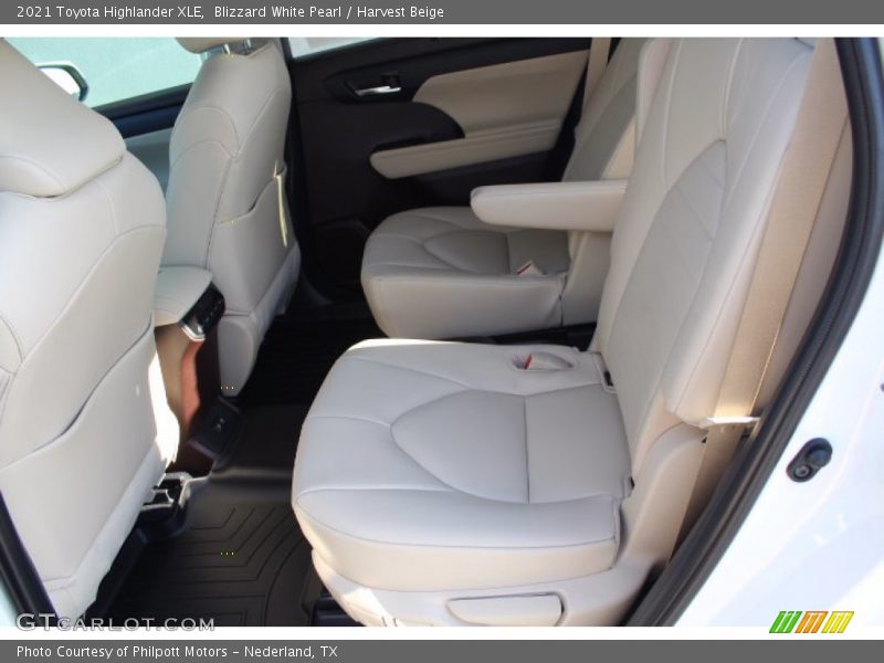 Blizzard White Pearl / Harvest Beige 2021 Toyota Highlander XLE