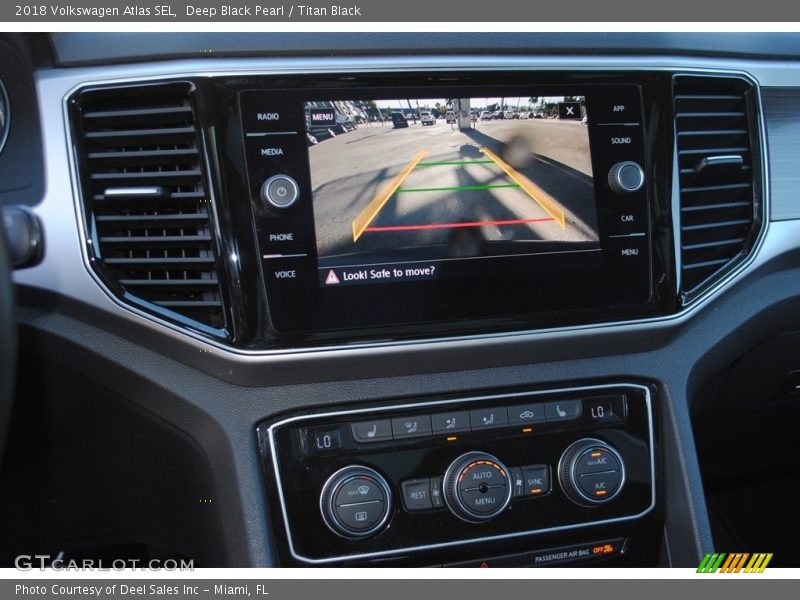 Deep Black Pearl / Titan Black 2018 Volkswagen Atlas SEL