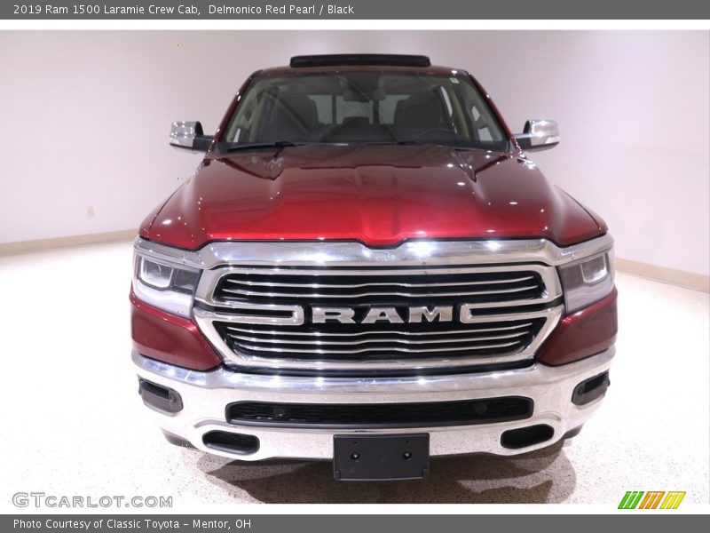 Delmonico Red Pearl / Black 2019 Ram 1500 Laramie Crew Cab