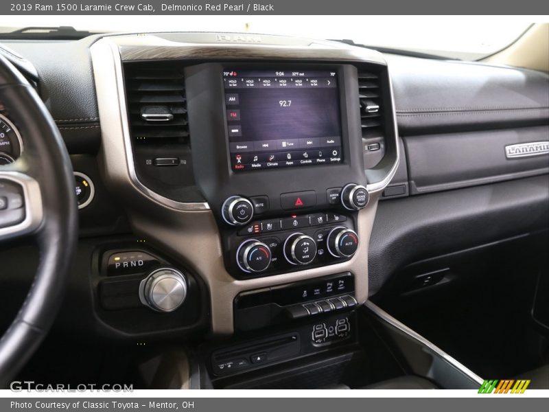 Delmonico Red Pearl / Black 2019 Ram 1500 Laramie Crew Cab