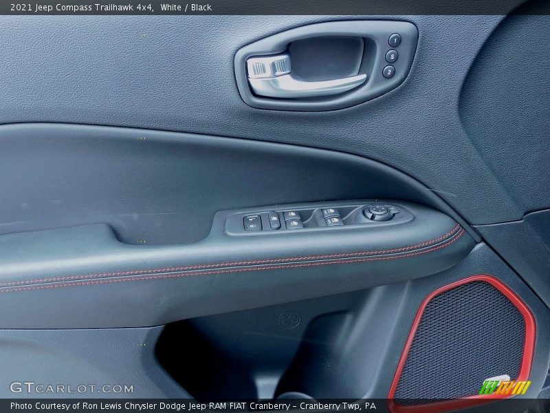 White / Black 2021 Jeep Compass Trailhawk 4x4