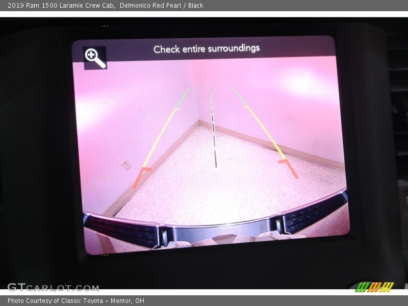 Delmonico Red Pearl / Black 2019 Ram 1500 Laramie Crew Cab