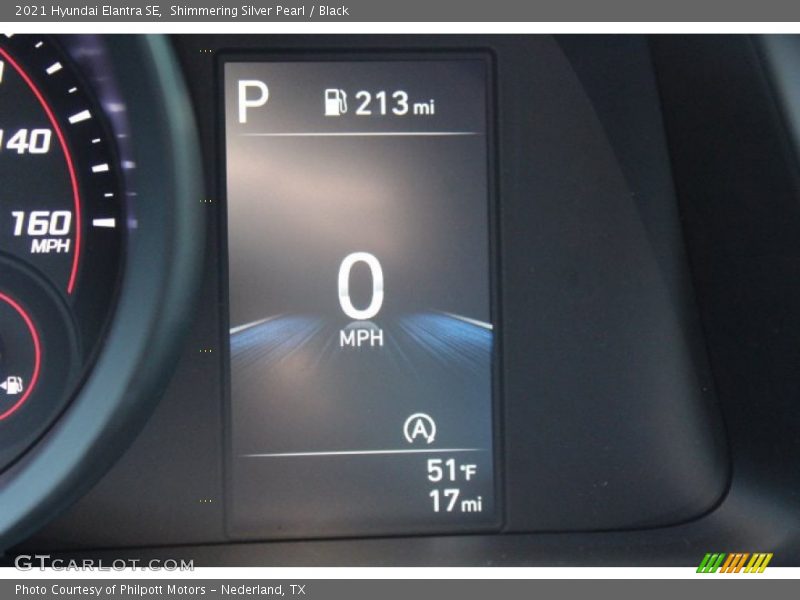 Shimmering Silver Pearl / Black 2021 Hyundai Elantra SE